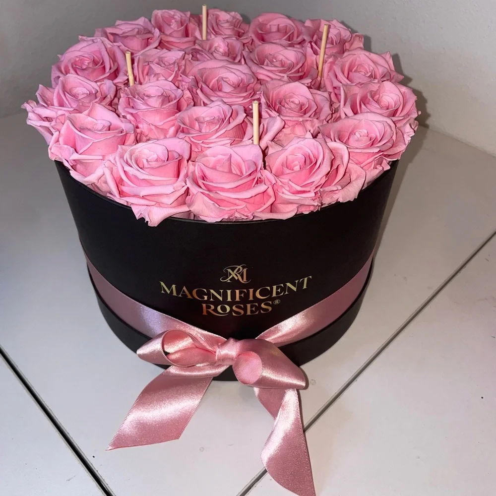 Pink Forever Roses - Picture 5 of 5